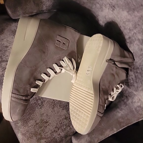 Rocco line gray suede wedge hi-tops 11 - Picture 4 of 4